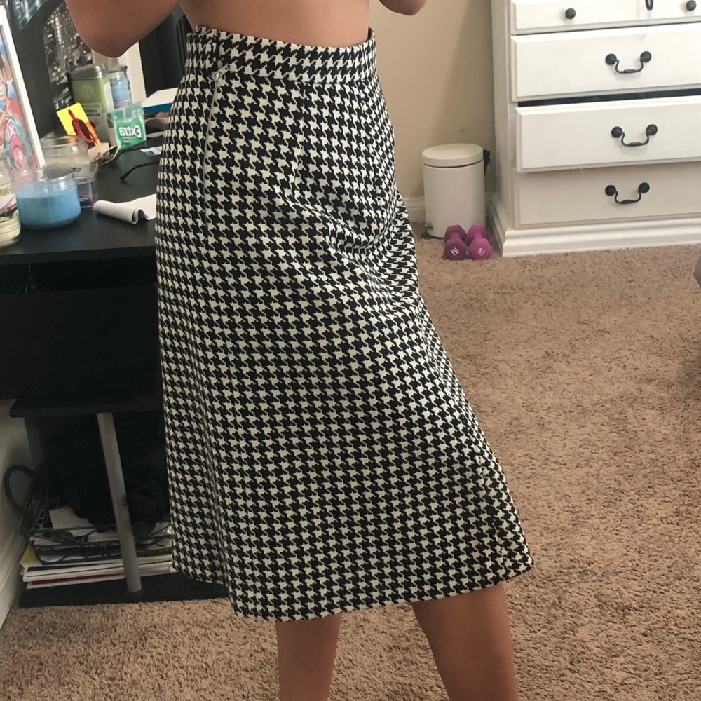 Black and White Midi Pleated Skirt
